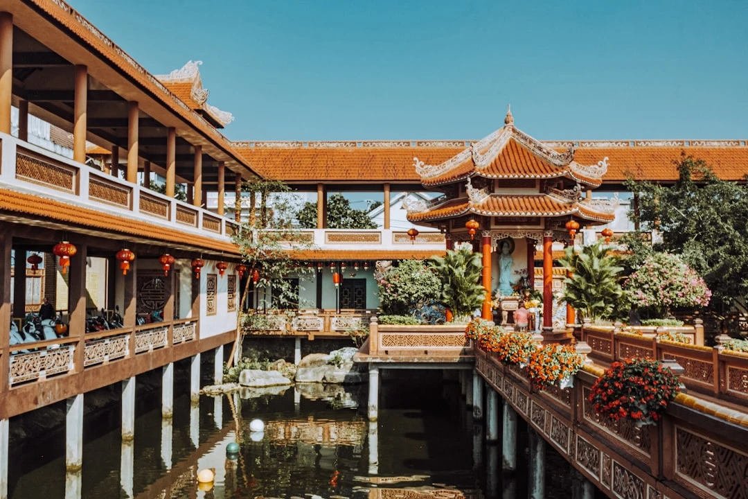 Cảnh quan Việt Nam phản ánh chánh niệm