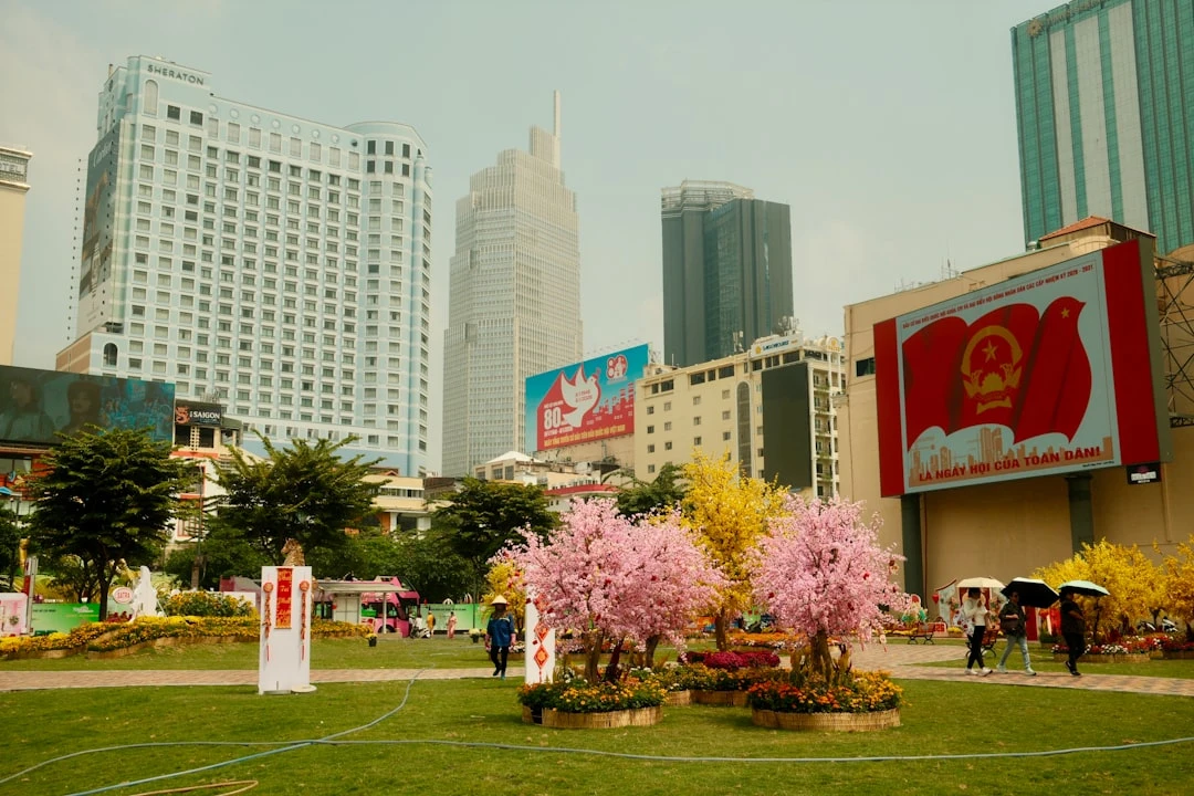 Công viên với người dân đi bộ giảm stress