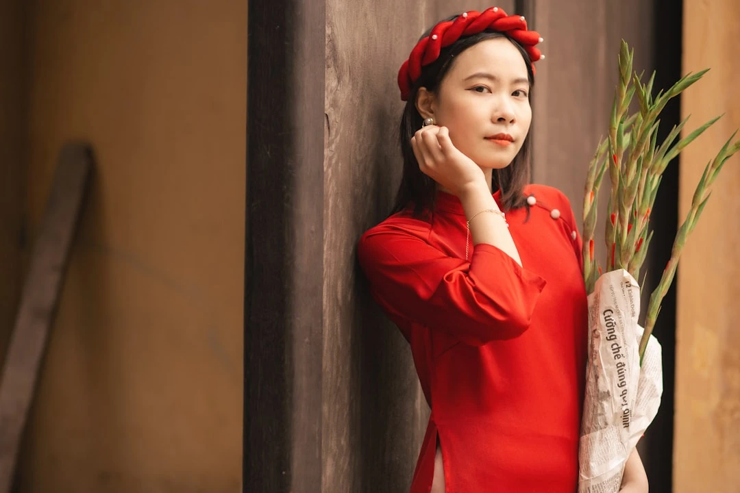 Gia đình và bạn bè hỗ trợ bà bầu tại Việt Nam.