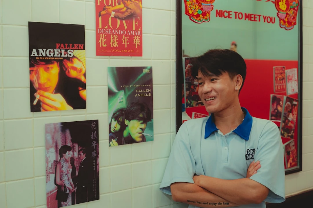 Học sinh thực hành mindfulness trong lớp học tại Việt Nam.