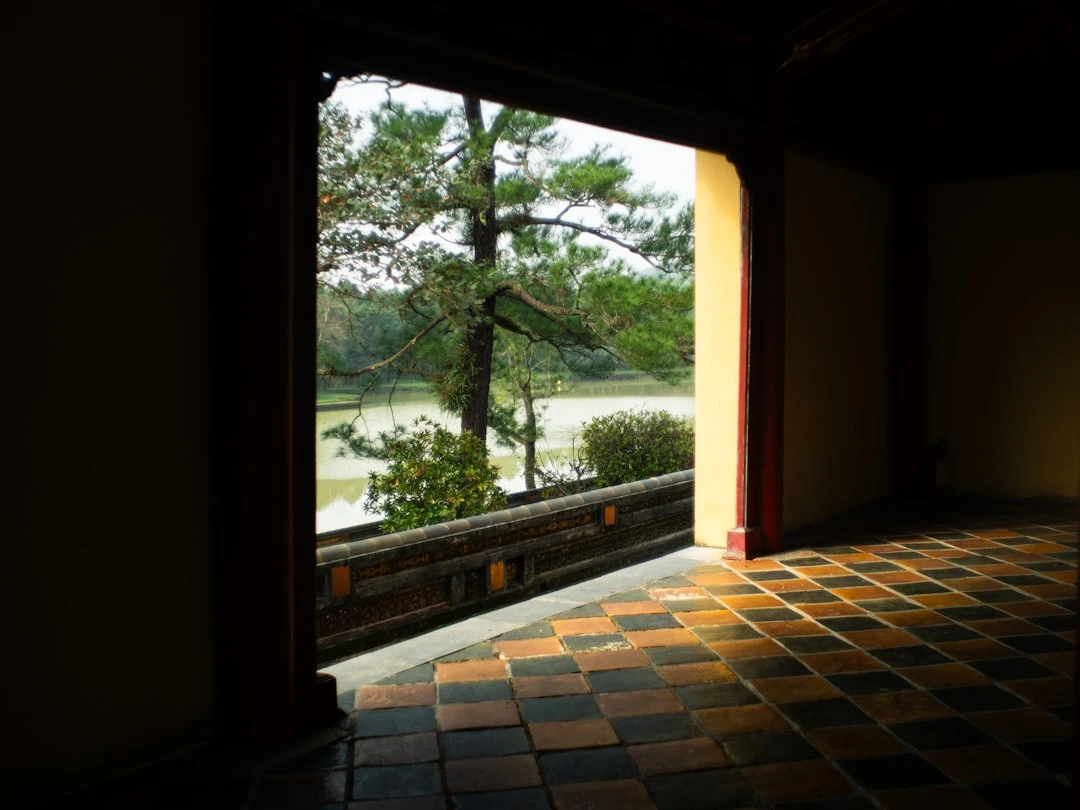 Trung tâm thiền hiện đại với môi trường yên tĩnh, nhân viên chuyên nghiệp, công nghệ mindfulness
